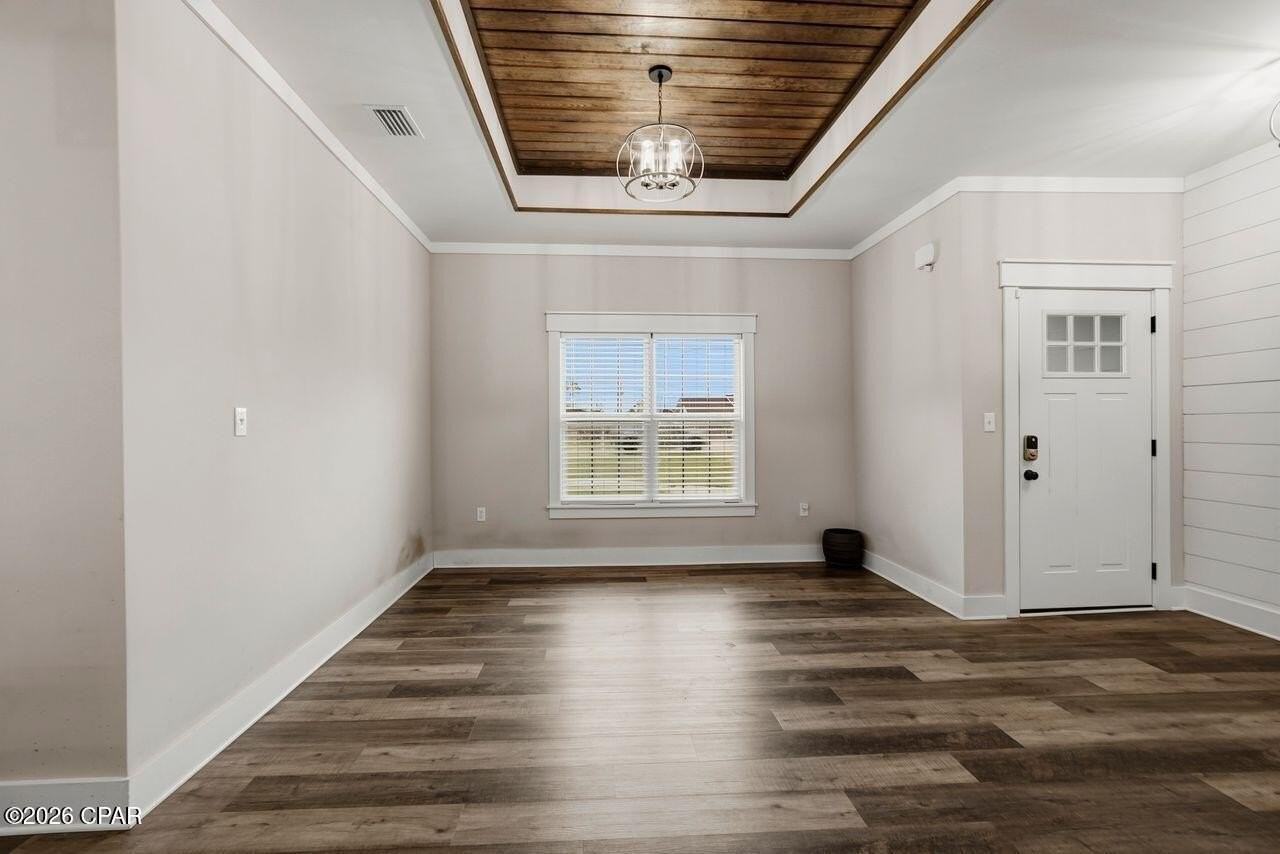 1129 S Comet Ave - Photo 6 of 26