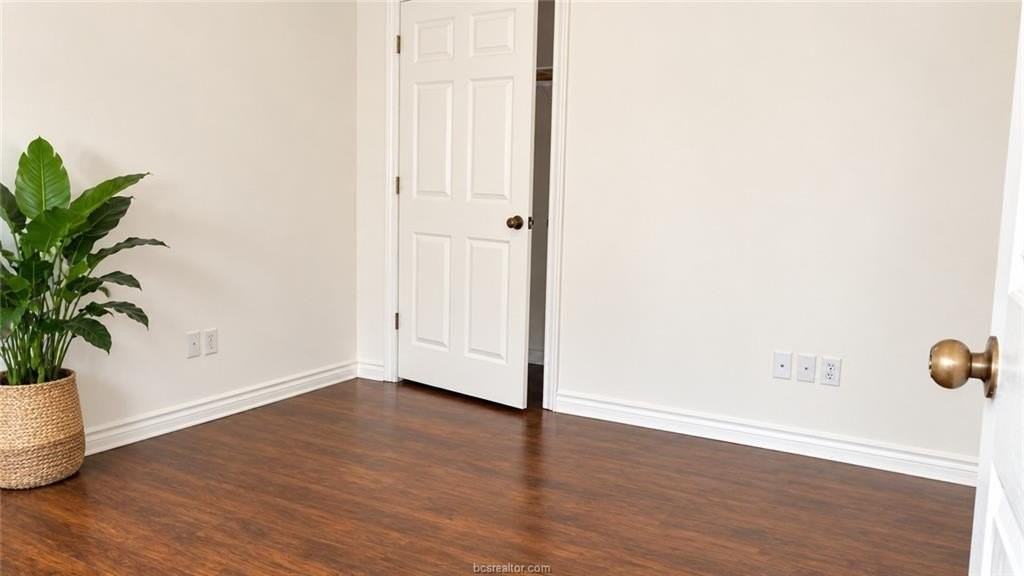 129 Richards St #B - Photo 7 of 15