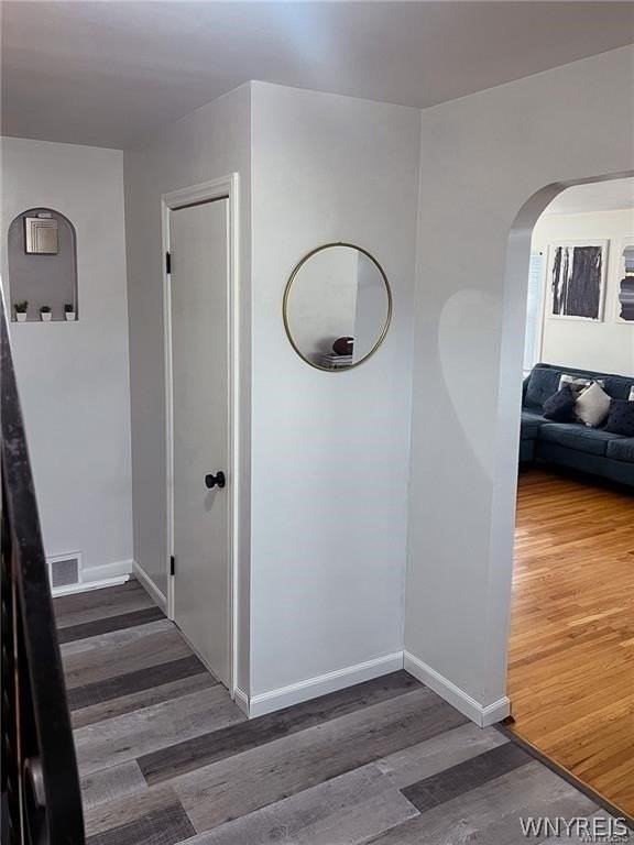 243 Orchard Dr - Photo 2 of 31