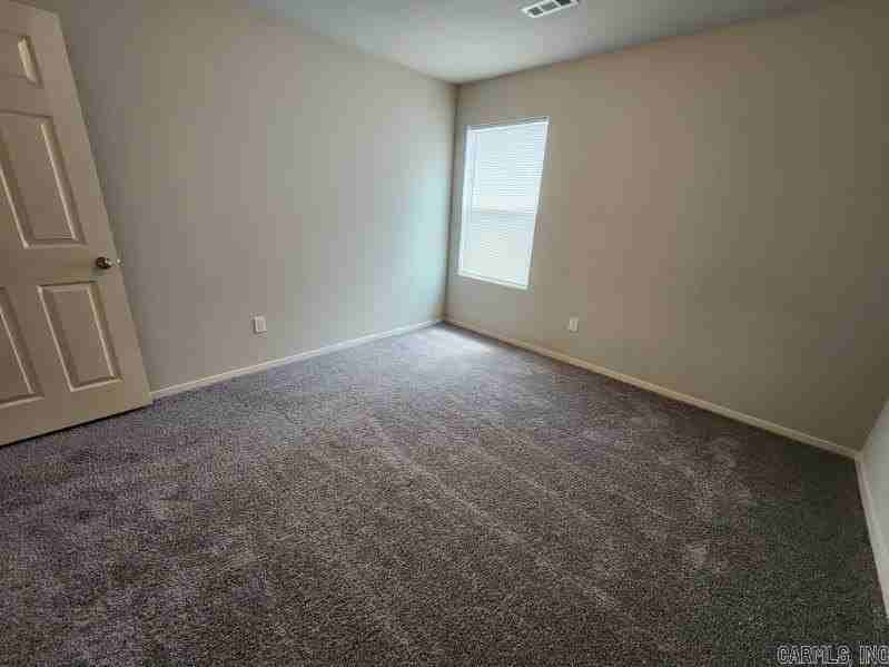 6625 Hollywood Ave - Photo 3 of 11