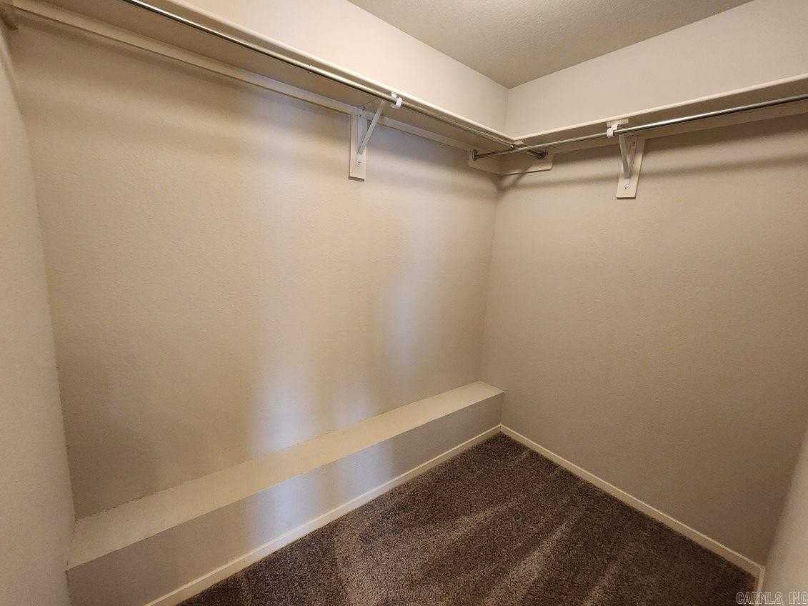 6625 Hollywood Ave - Photo 4 of 11
