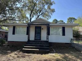 featured image of 6709 Hindman Park Way