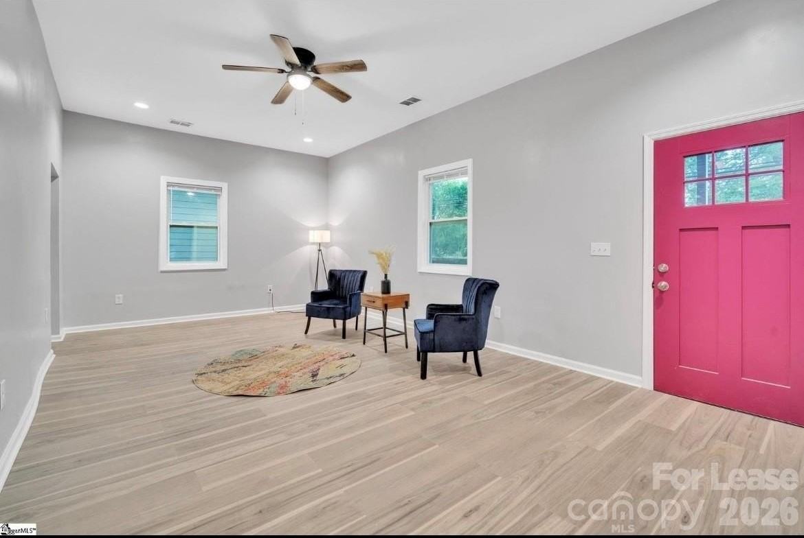 426 Arch St - Photo 5 of 11