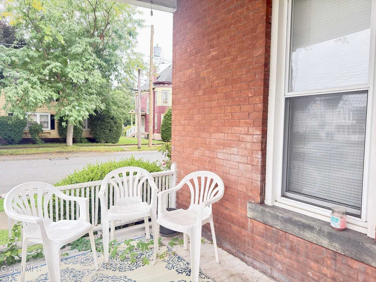 606 Broadway #1 - Photo 6 of 29