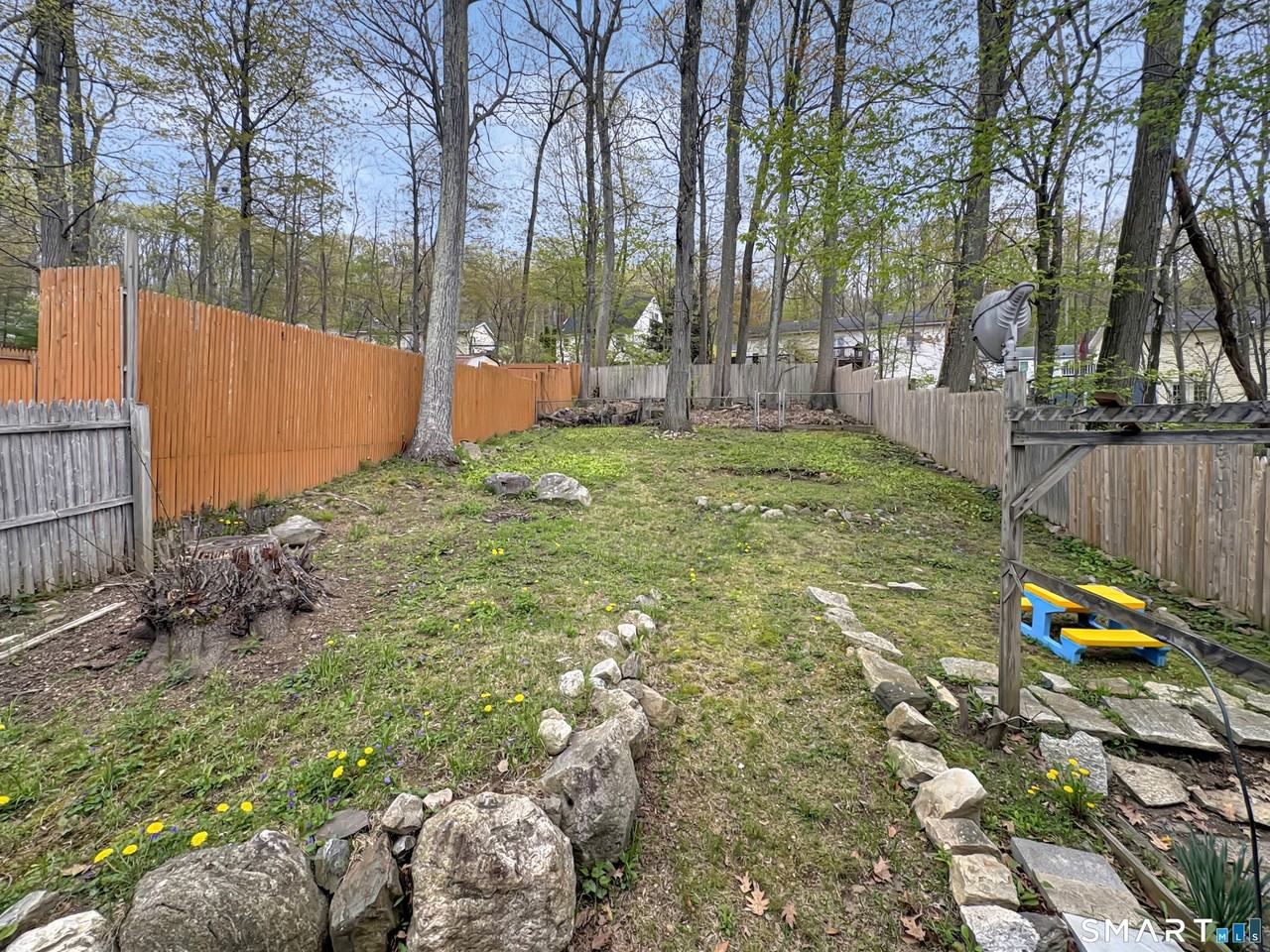 58 Doman Dr - Photo 4 of 22