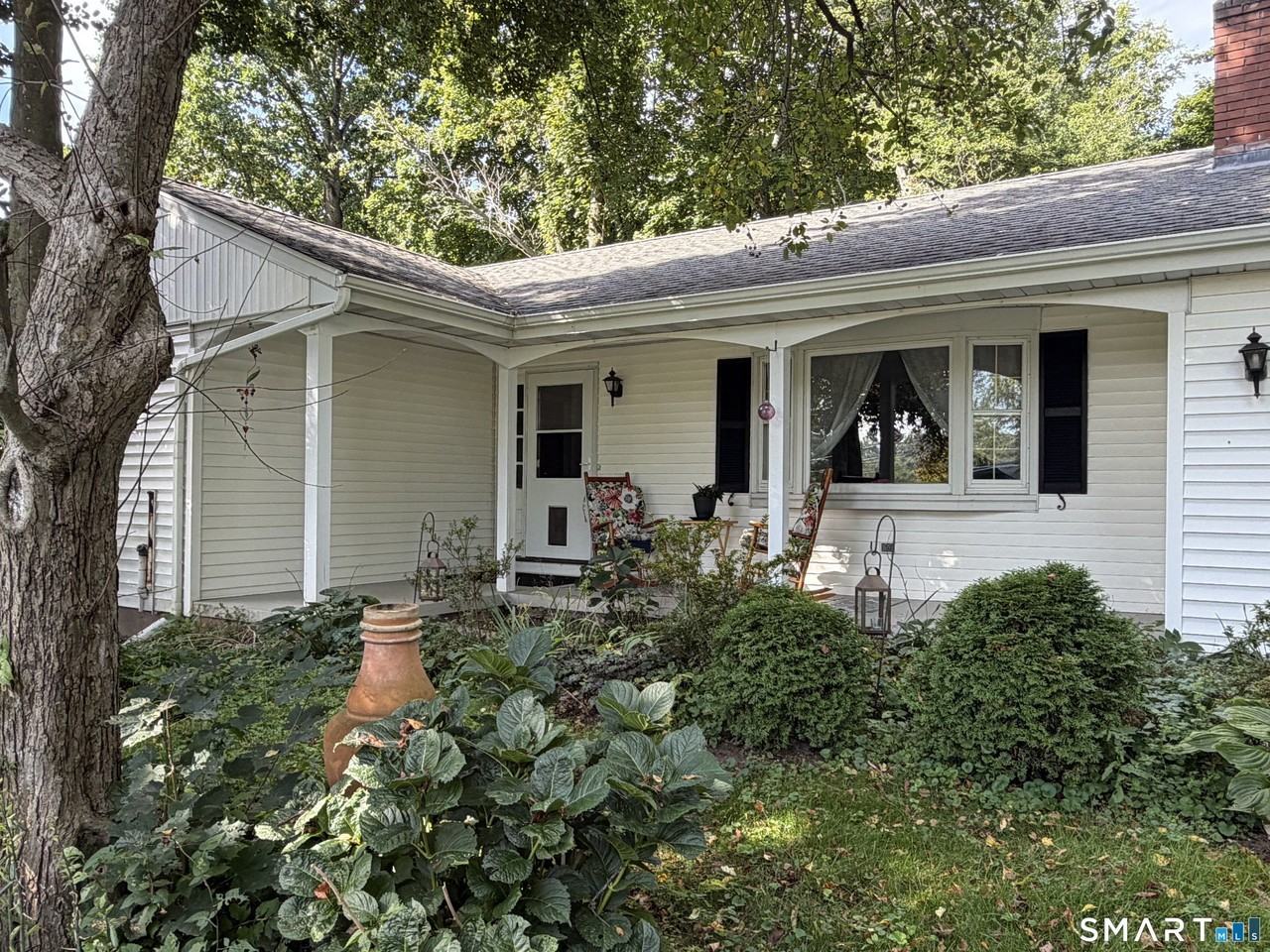 703 Laurel Grove Rd - Photo 2 of 18