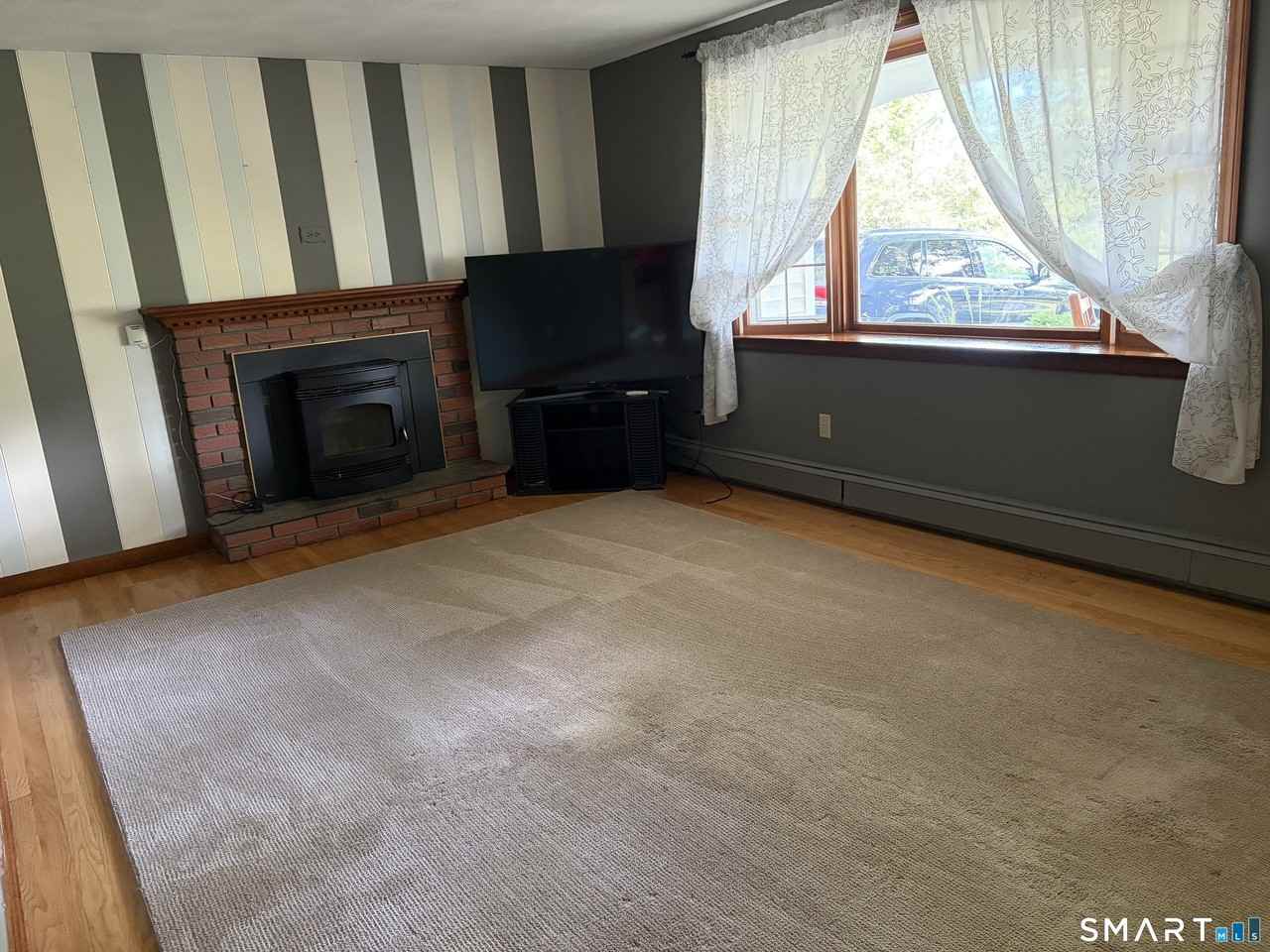 703 Laurel Grove Rd - Photo 4 of 18