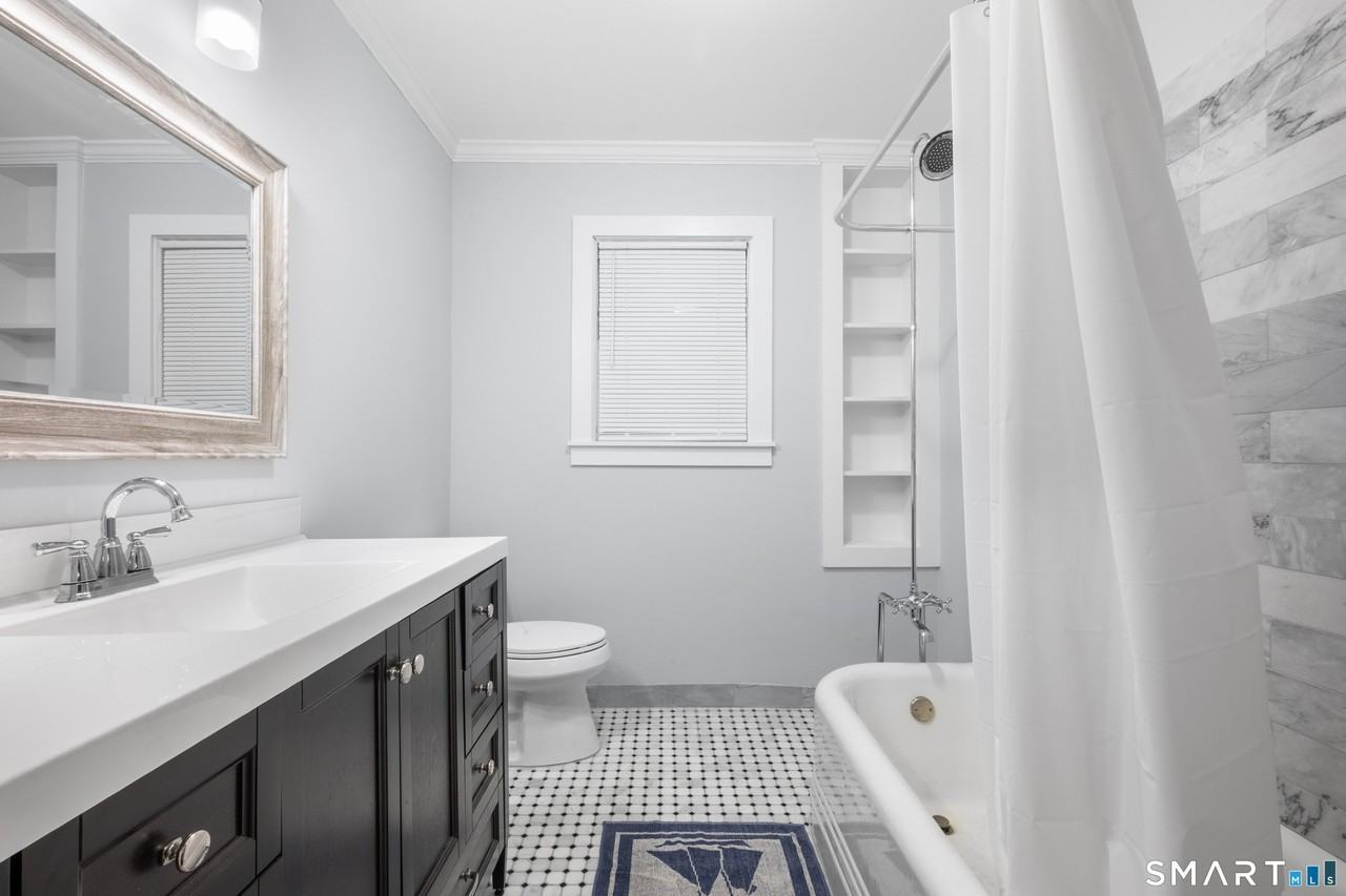 161 Broadway #1 - Photo 7 of 36