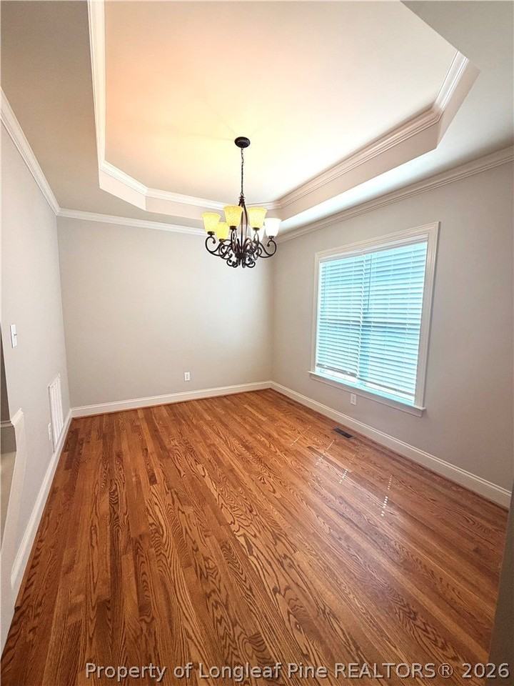 70 Carter Dr - Photo 4 of 33