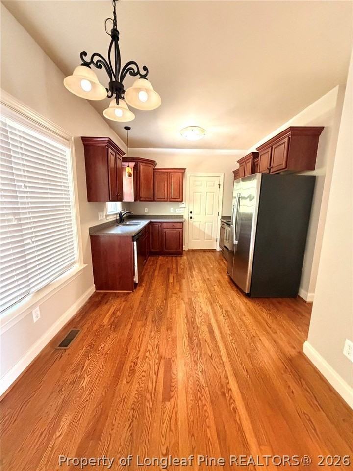 70 Carter Dr - Photo 5 of 33