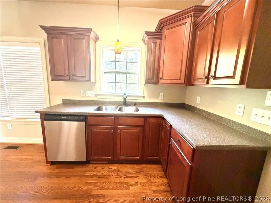 70 Carter Dr - Photo 6 of 33