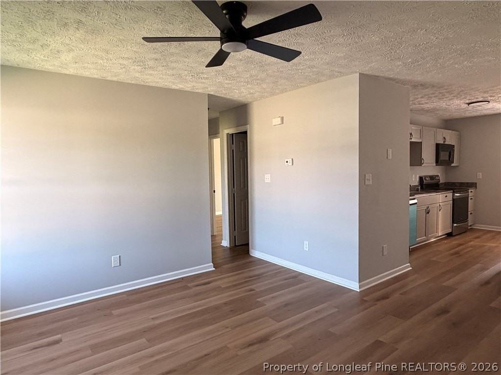 173 Centipede Ln - Photo 2 of 11