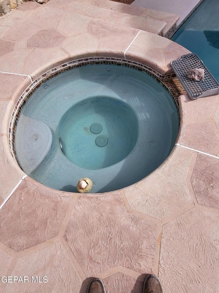 7414 Camino Del Sol - Photo 4 of 31