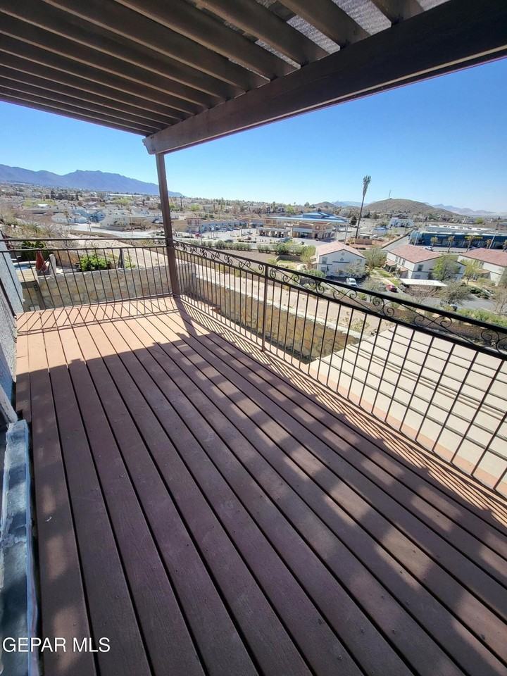 7414 Camino Del Sol - Photo 5 of 31