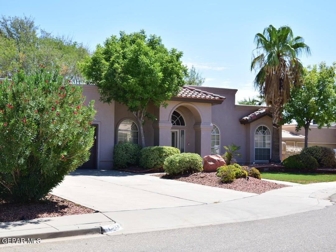 1328 Doc Holiday Pl - Photo 3 of 33