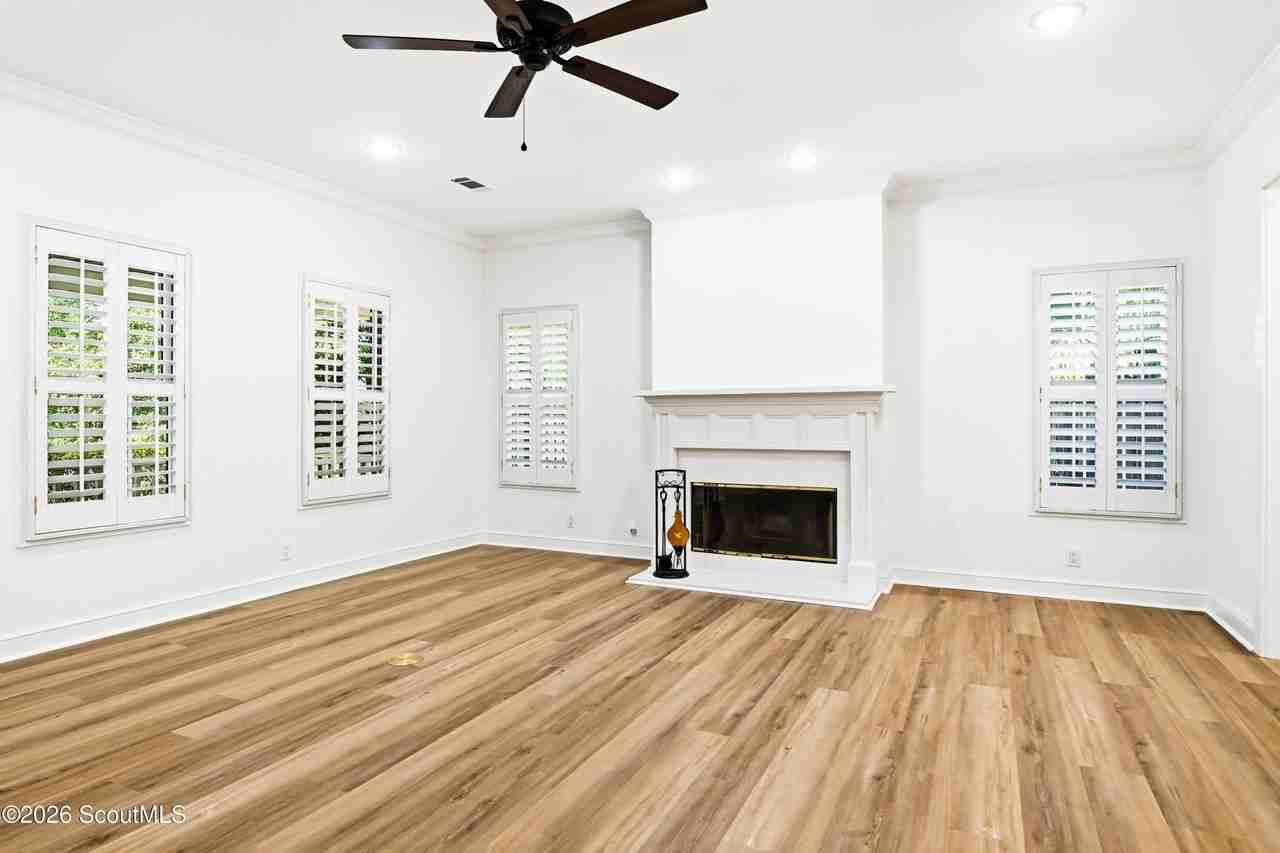 106 Sandcastle Way - Photo 7 of 48