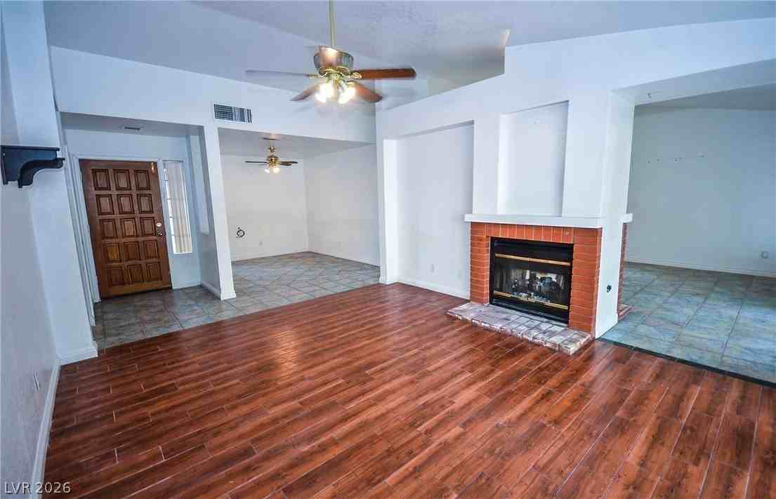 6762 Shelter Ln - Photo 3 of 25