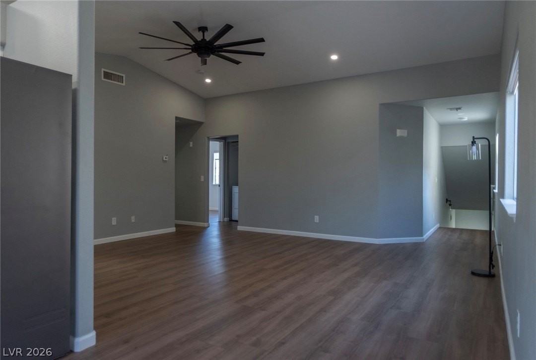 7568 Durham Hall Ave #201 - Photo 4 of 18