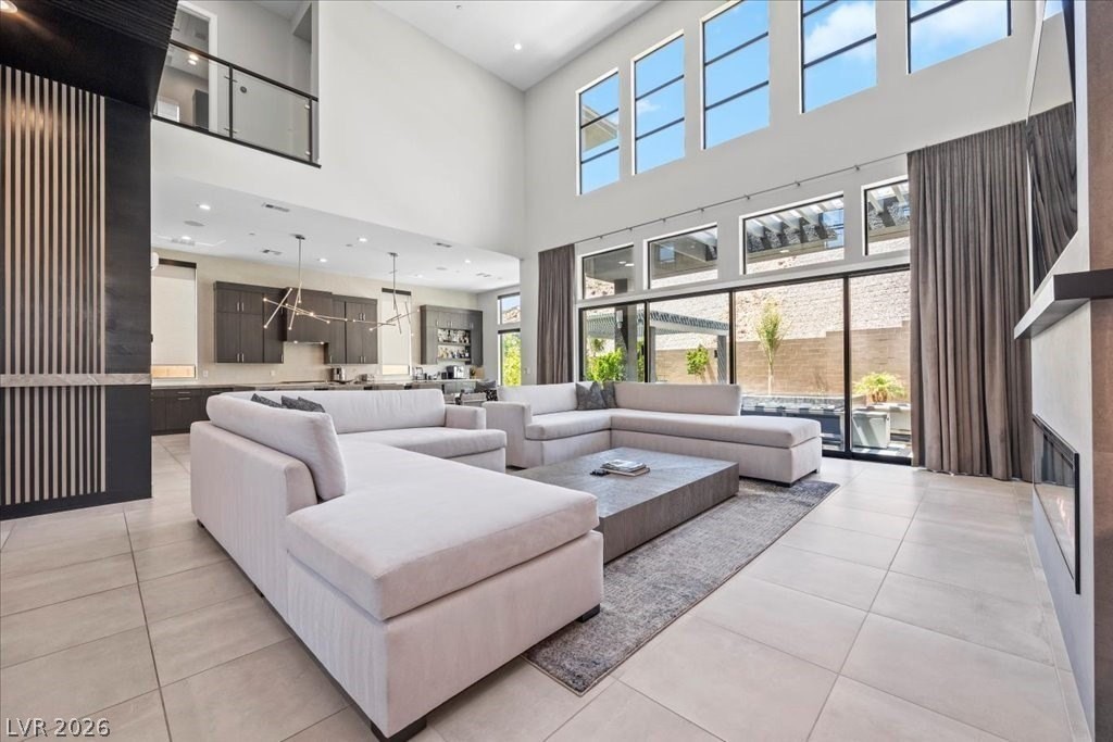 10950 Earth Hues Ct - Photo 6 of 50