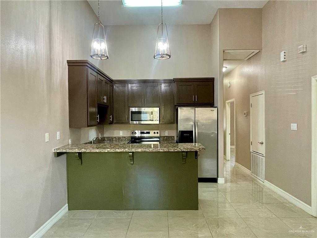 3152 Regal Dr #B - Photo 4 of 24