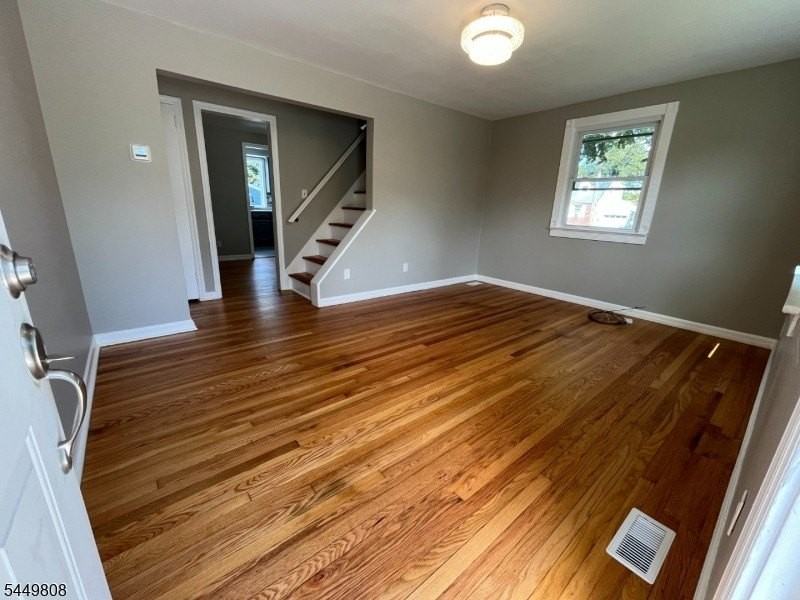 67 Rowland Ave - Photo 3 of 18