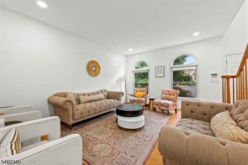 15 Washington Ave - Photo 7 of 35