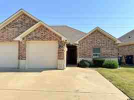 featured image of 9153 Shadow Oak Dr
