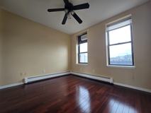 809 Park Ave #5R - Photo 1 of 1