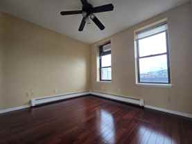 809 Park Ave #5R - Photo 1 of 1