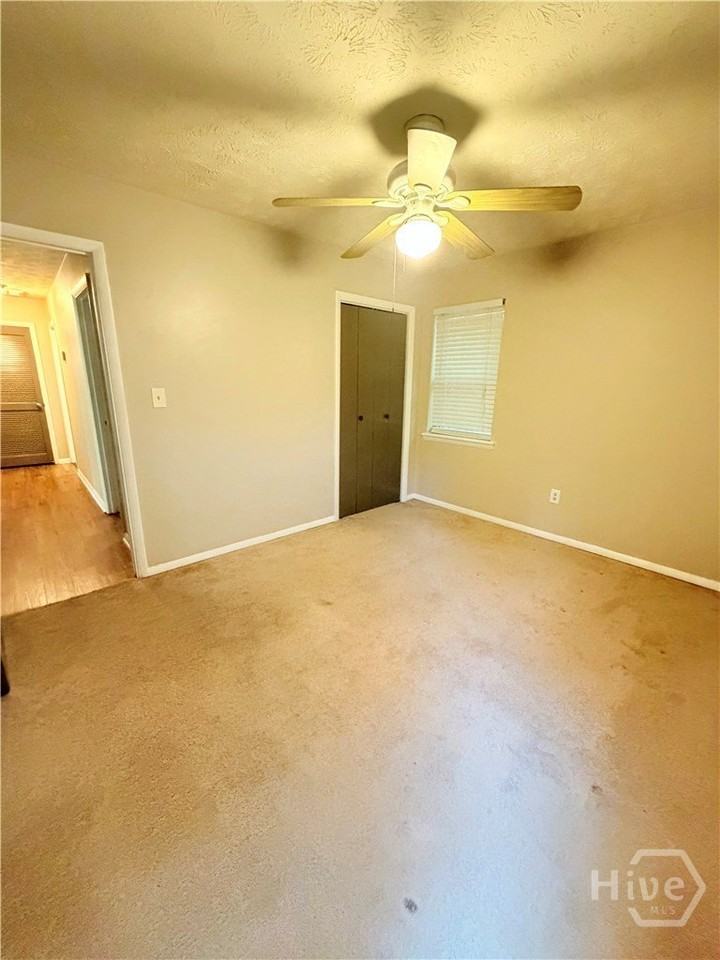 1063 Kings Mill Run - Photo 5 of 7