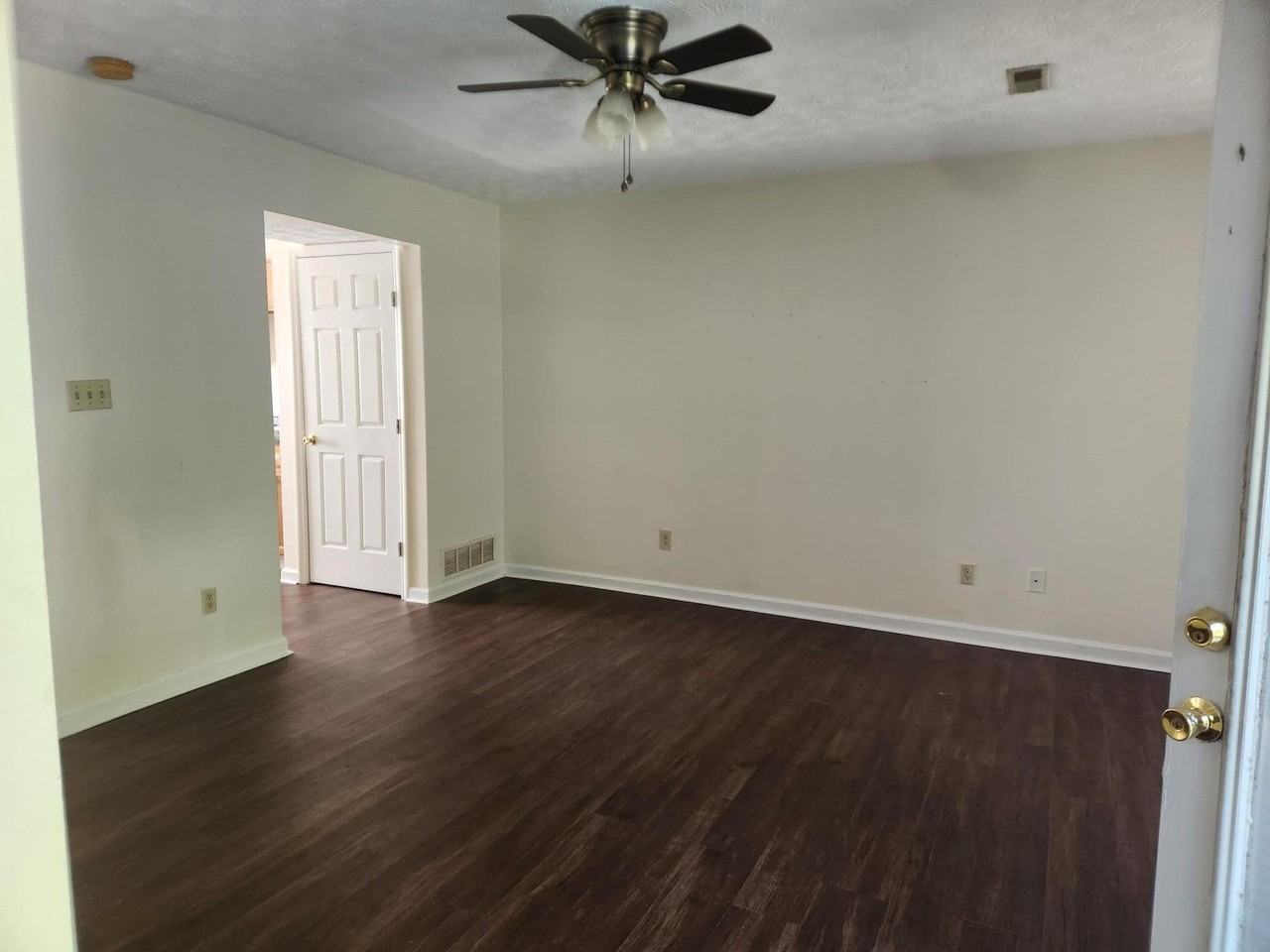 105 Woods Trl #2 - Photo 5 of 10