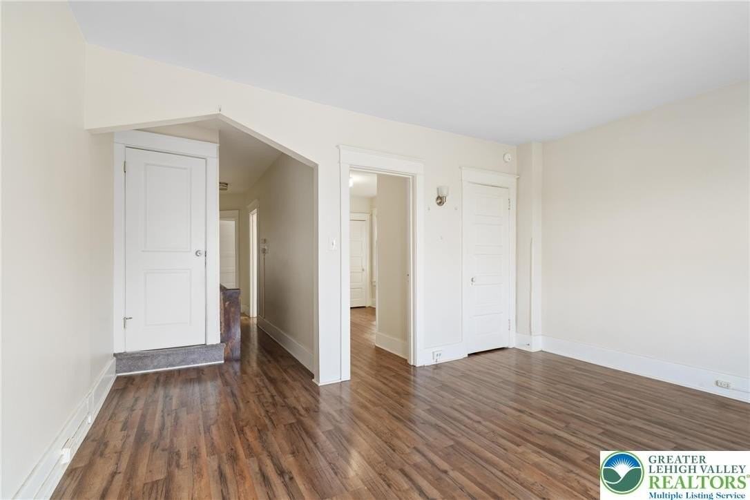 1206 Linden St #2 - Photo 3 of 14
