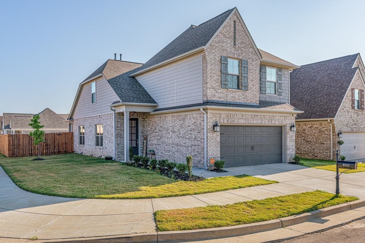 8322 Everly Meadows Dr - Photo 2 of 10