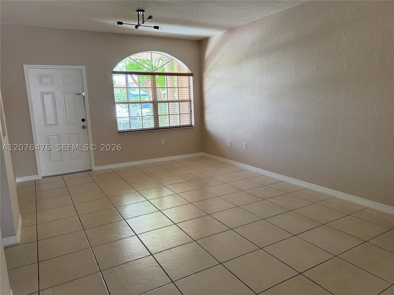 13782 Sw 171st Ln #13782 - Photo 2 of 12