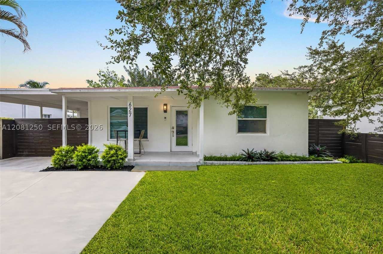 627 Sw 7th Ave - Photo 3 of 29