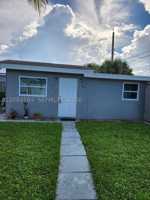 featured image of 137 Abaco Dr #1
