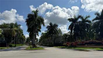 featured image of 2835 Se 15th Rd #85