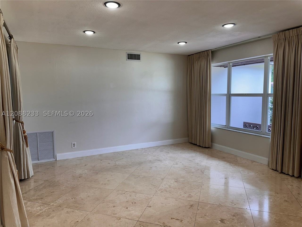 7050 Sw 5th Ct #0 - Photo 4 of 24