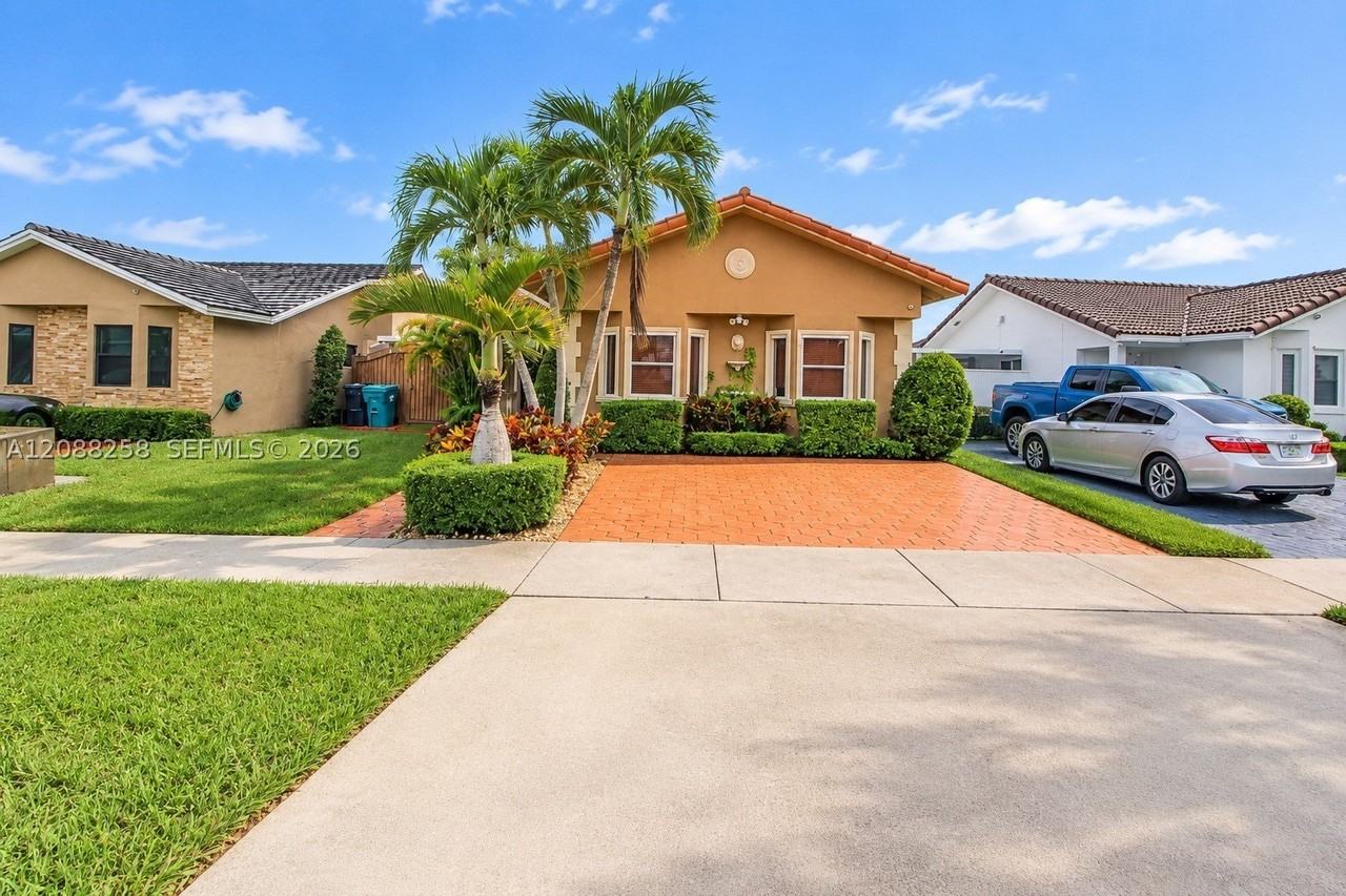 14590 Sw 51st St #0 - Photo 2 of 25