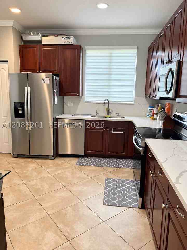 10612 Sw Gingermill Dr #1 - Photo 5 of 13