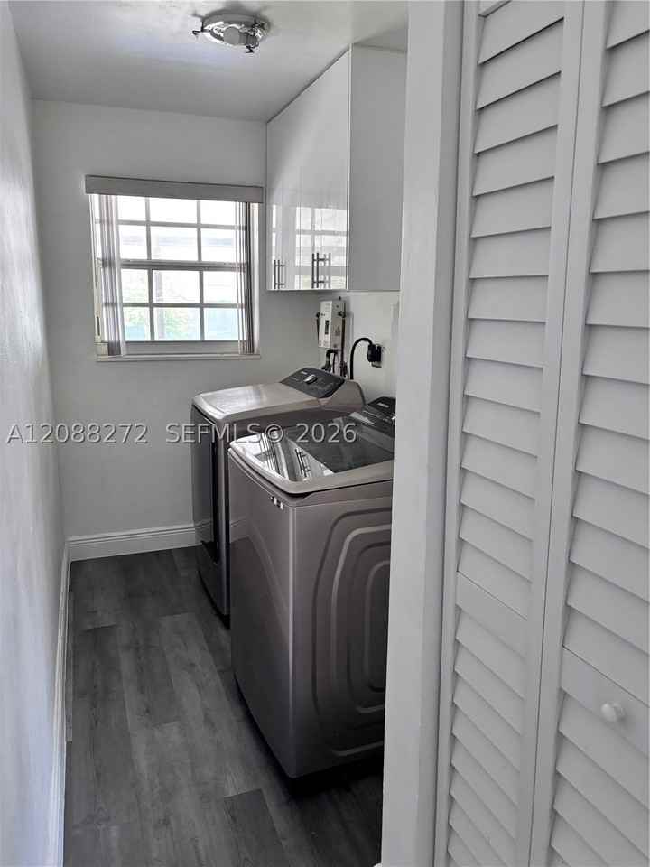 2906 Nw 13th St #2908 - Photo 4 of 13