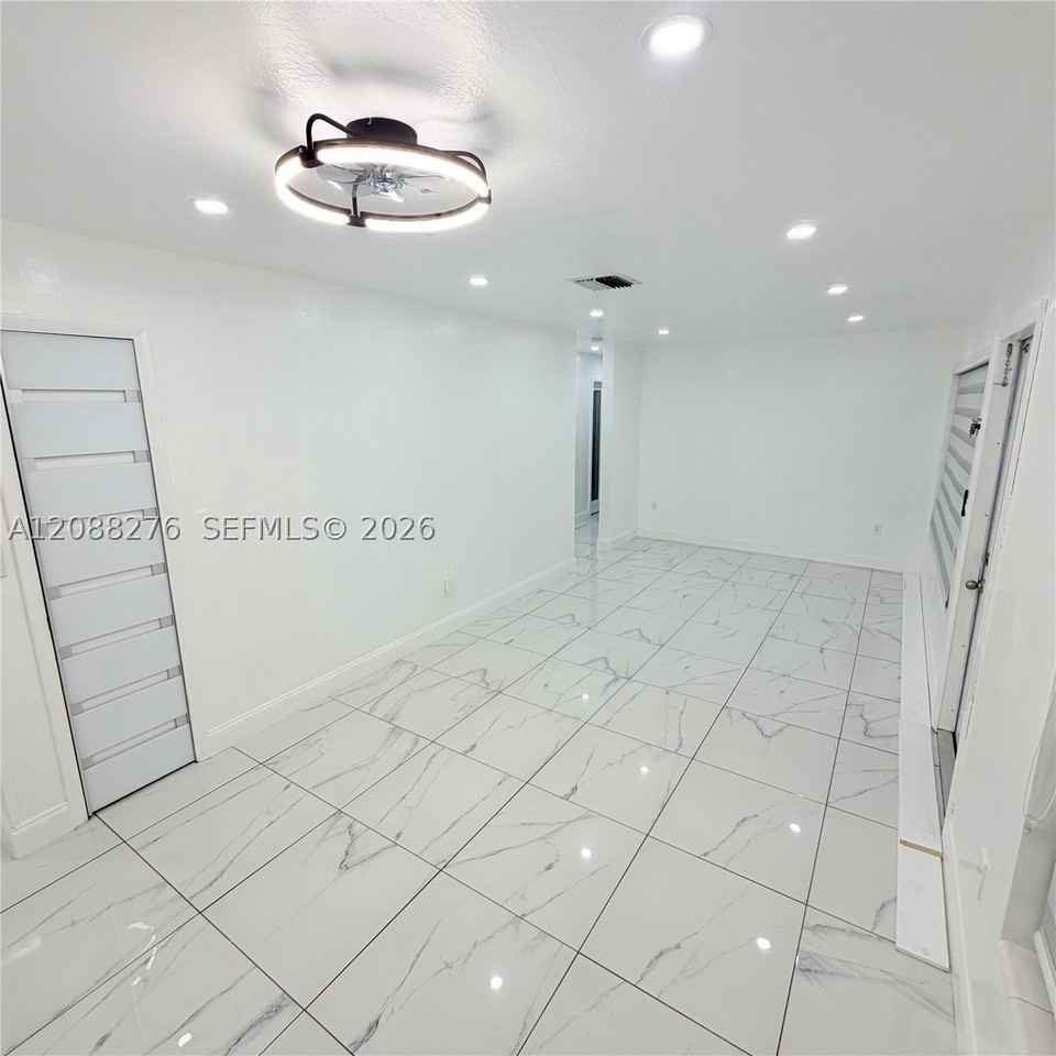 10305 Sw 149th Ter - Photo 3 of 19