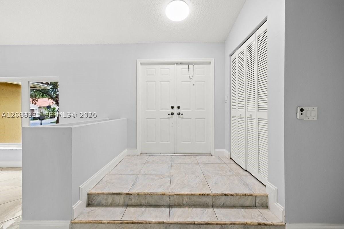 13181 Nw 11th Pl #0 - Photo 3 of 33