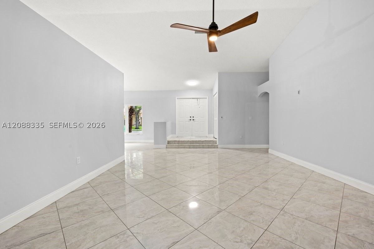 13181 Nw 11th Pl #0 - Photo 4 of 33