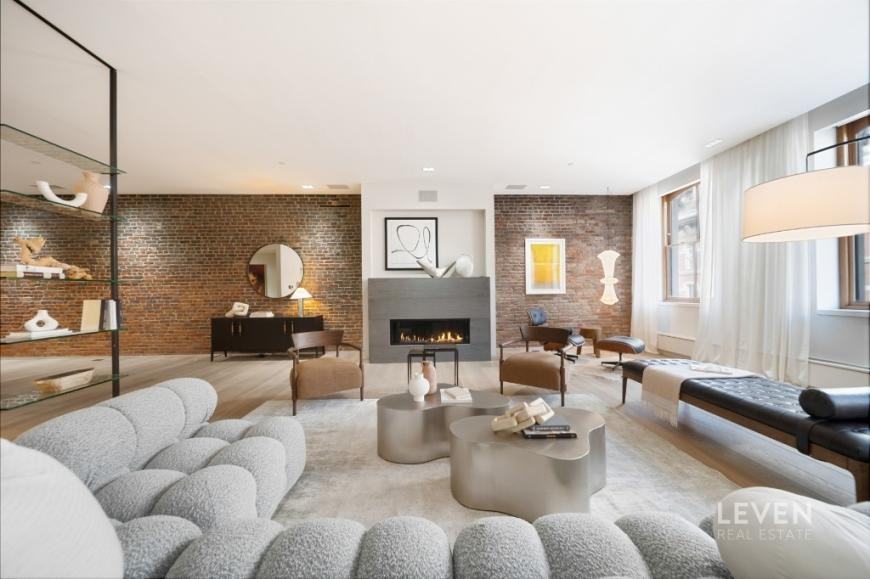 55 Warren St - Photo 3 of 10