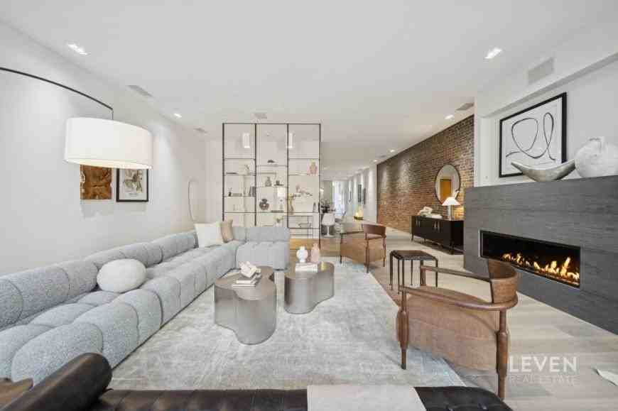 55 Warren St - Photo 5 of 10