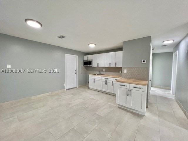 1436 Nw 24th Ter - Photo 3 of 22