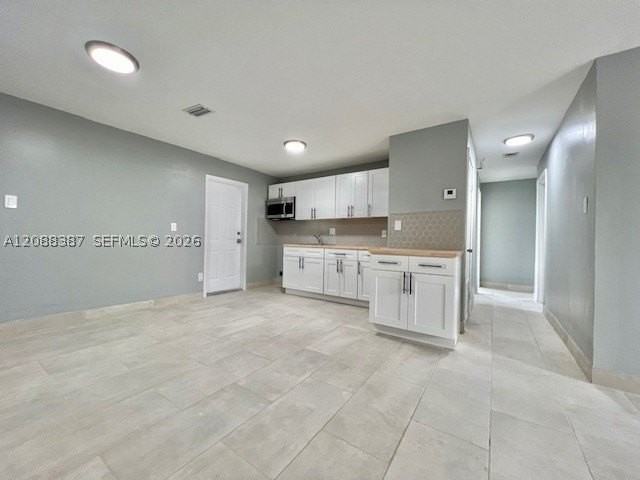 1436 Nw 24th Ter - Photo 4 of 22