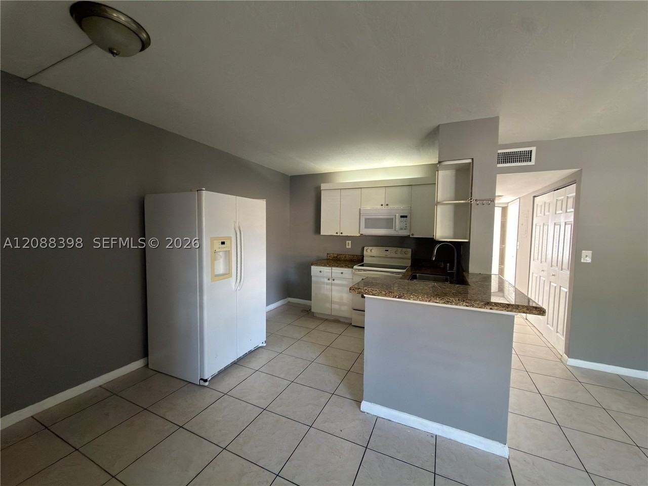 11448 Nw 43rd St #11448 - Photo 5 of 13