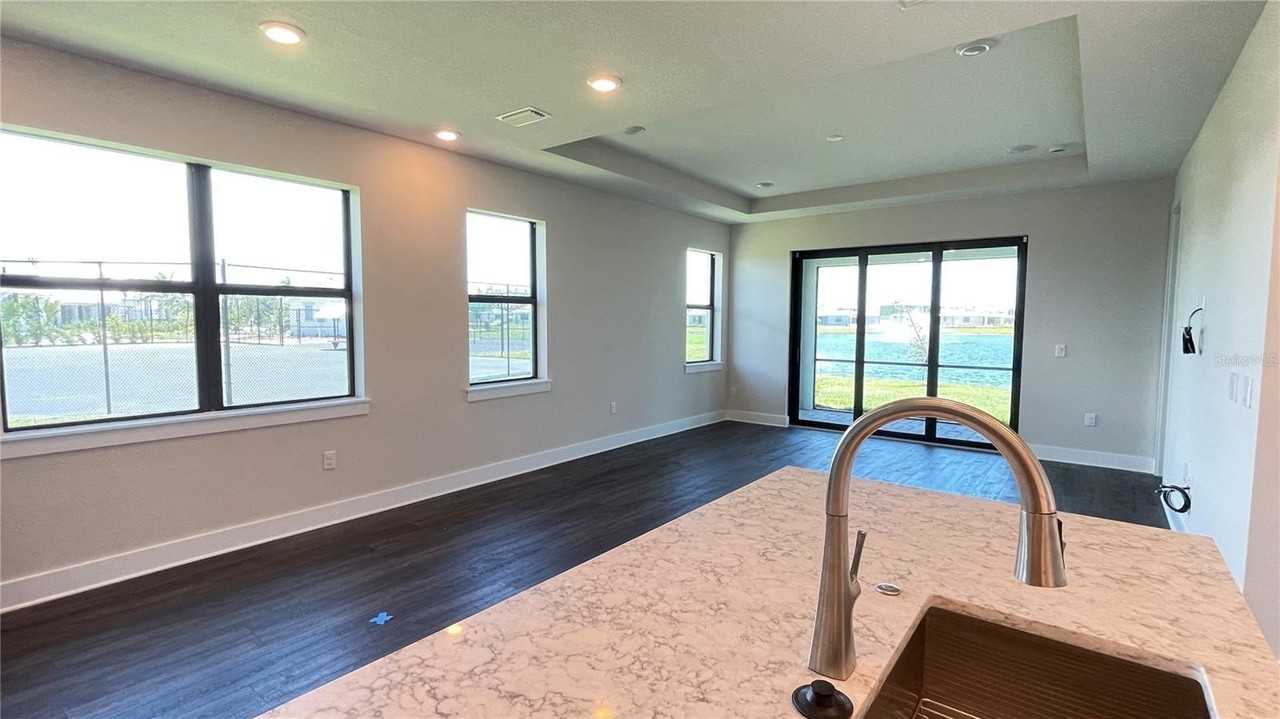 18519 Dayspring Pl - Photo 5 of 26
